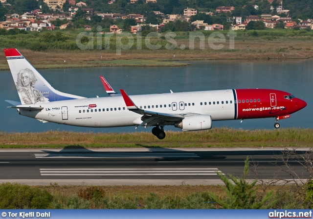 LN-NOU, Boeing 737-800, Norwegian Air Shuttle