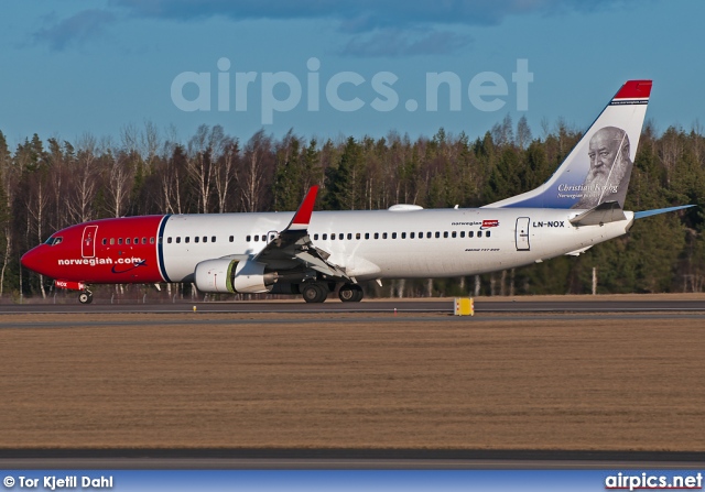 LN-NOX, Boeing 737-800, Norwegian Air Shuttle