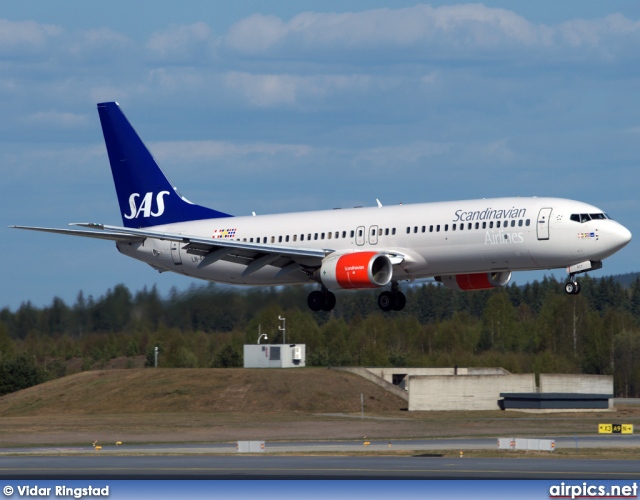 LN-RCY, Boeing 737-800, Scandinavian Airlines System (SAS)