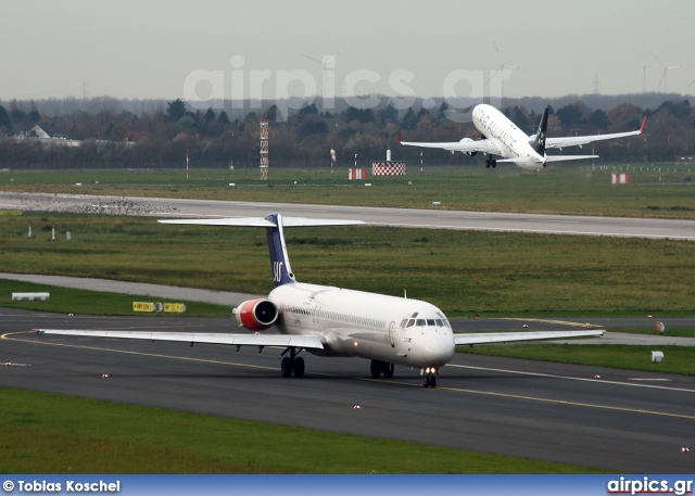 LN-RMO, McDonnell Douglas MD-80, Scandinavian Airlines System (SAS)