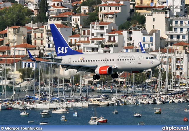 LN-RNW, Boeing 737-700, Scandinavian Airlines System (SAS)