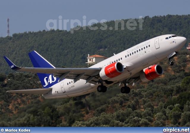 LN-RNW, Boeing 737-700, Scandinavian Airlines System (SAS)