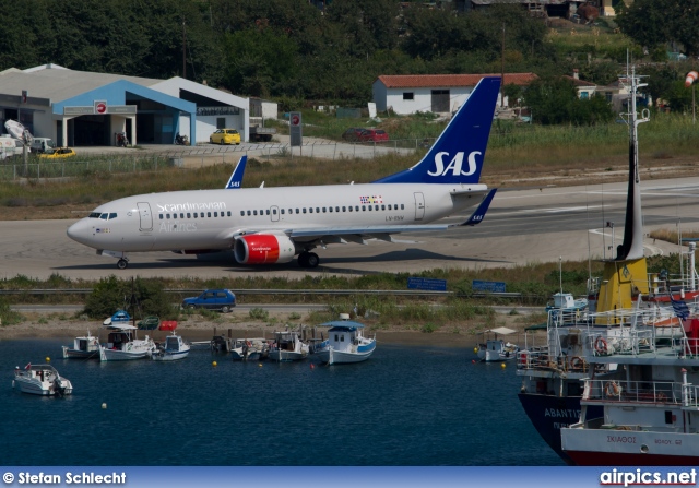 LN-RNW, Boeing 737-700, Scandinavian Airlines System (SAS)