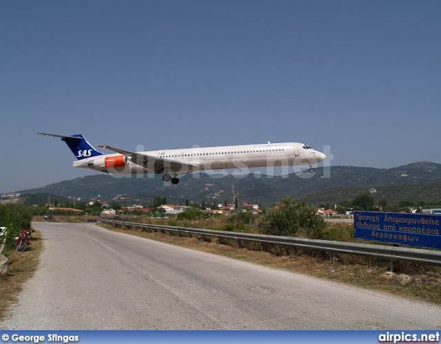 LN-ROS, McDonnell Douglas MD-82, Scandinavian Airlines System (SAS)