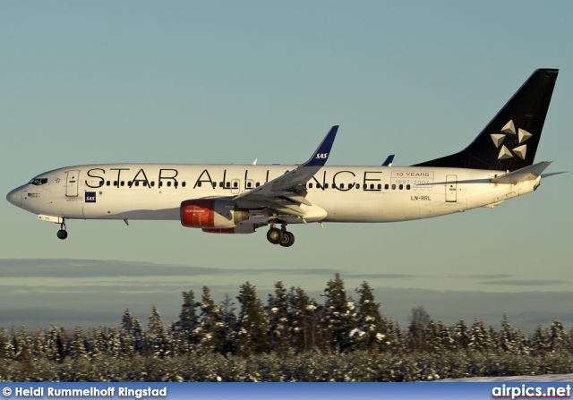 LN-RRL, Boeing 737-800, SAS Norge