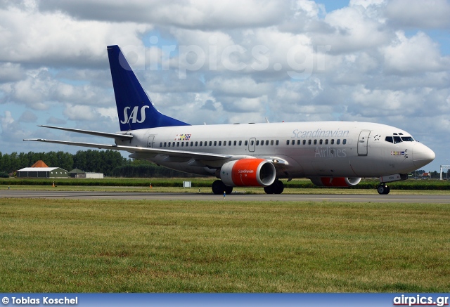 LN-RRN, Boeing 737-700, Scandinavian Airlines System (SAS)