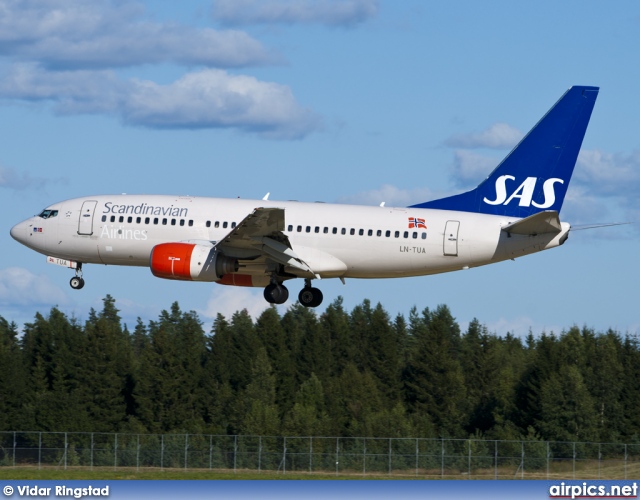 LN-TUA, Boeing 737-700, Scandinavian Airlines System (SAS)