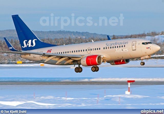 LN-TUK, Boeing 737-700, SAS Norge