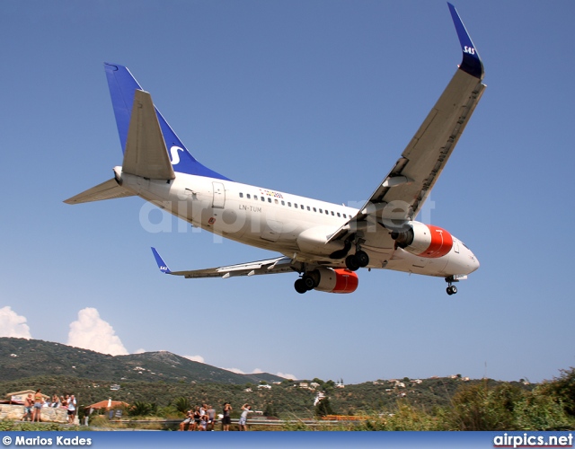 LN-TUM, Boeing 737-700, Scandinavian Airlines System (SAS)