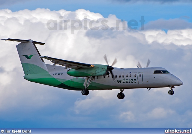 LN-WFO, De Havilland Canada DHC-8-300 Q Dash 8, Wideroe