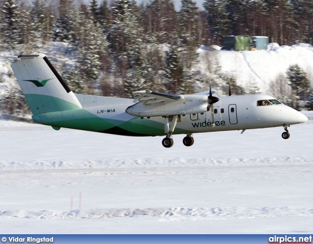 LN-WIA, De Havilland Canada DHC-8-100 Dash 8, Wideroe