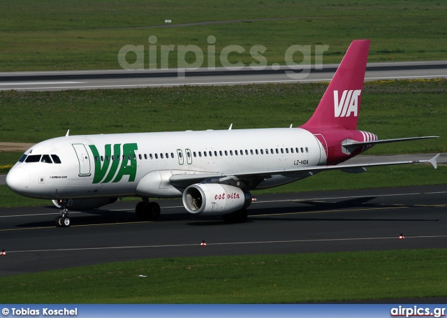 LZ-MDA, Airbus A320-200, Air VIA