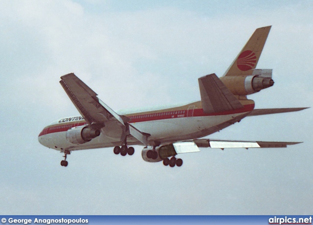 N14062, McDonnell Douglas DC-10-30, Continental Airlines