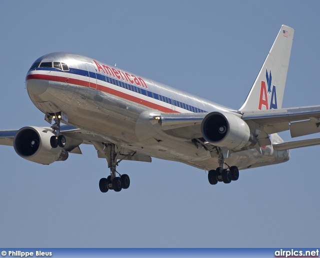 N321AA, Boeing 767-200ER, American Airlines