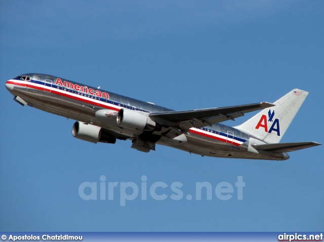 N321AA, Boeing 767-200ER, American Airlines