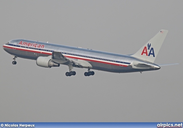 N39365, Boeing 767-300ER, American Airlines