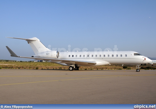 N4T, Bombardier Global Express, Private