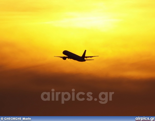 N558AX, Boeing 757-200ER, Omni Air International