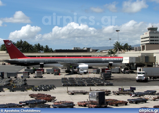 N584NW, Boeing 757-300, Northwest Airlines