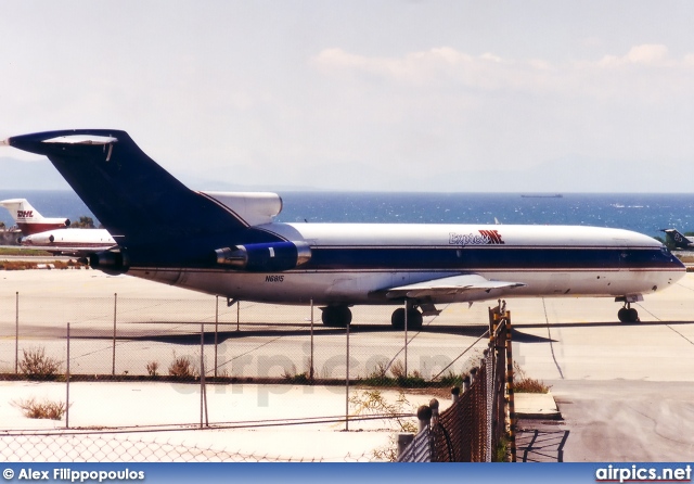 N6815, Boeing 727-200Adv-F