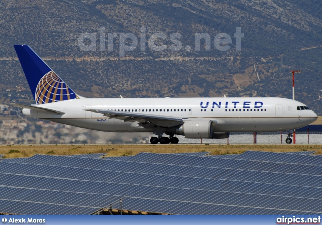 N68160, Boeing 767-200ER, United Airlines