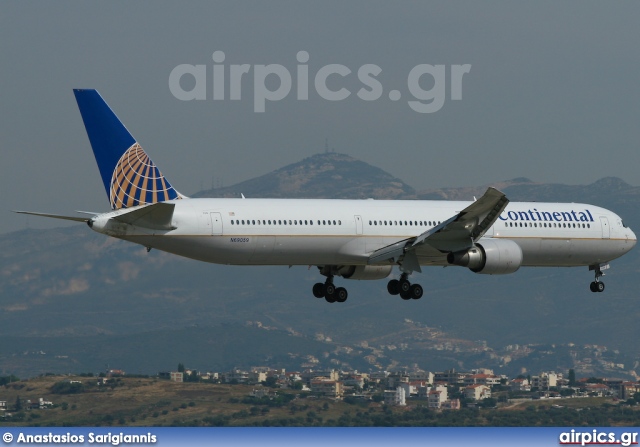 N69059, Boeing 767-400ER, Continental Airlines