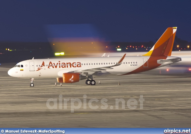 N742AV, Airbus A320-200, Avianca