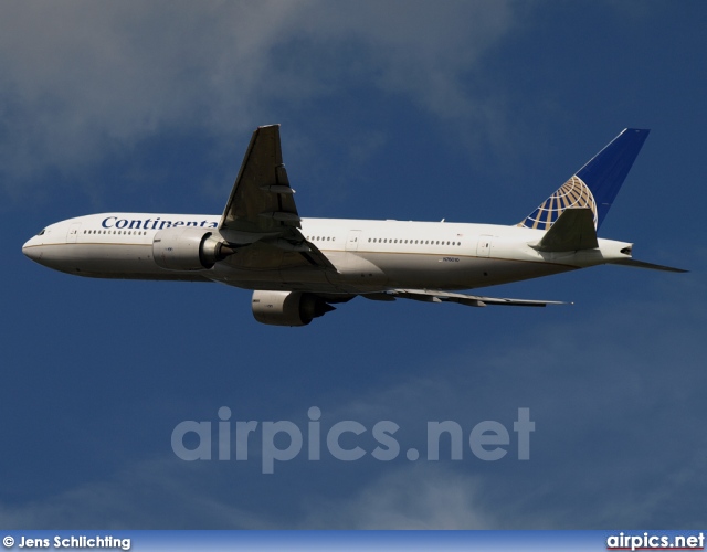 N76010, Boeing 777-200ER, Continental Airlines