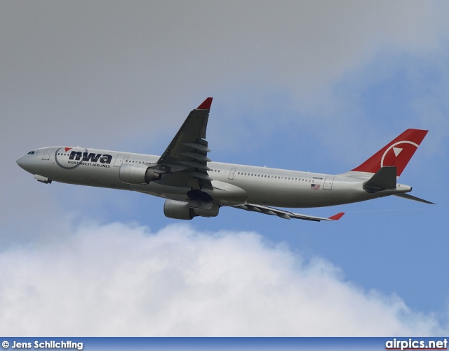 N808NW, Airbus A330-300, Northwest Airlines