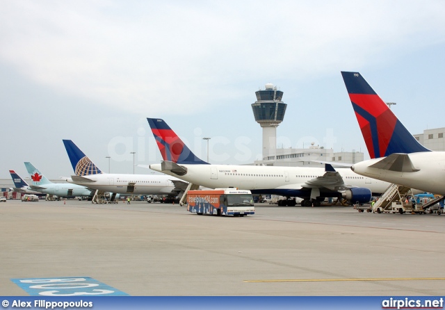 N809NW, Airbus A330-300, Delta Air Lines