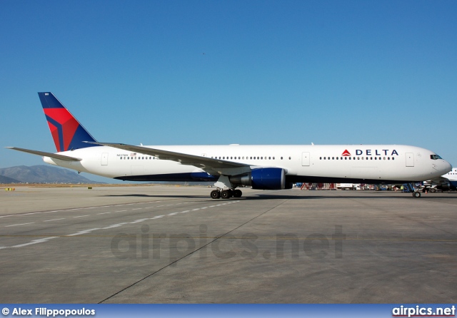 N837MH, Boeing 767-400ER, Delta Air Lines