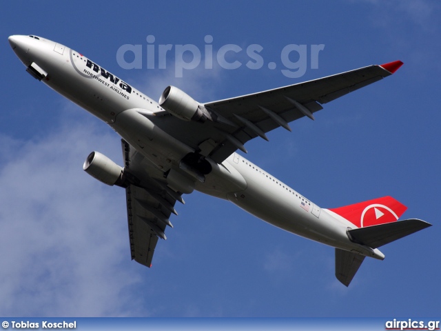 N858NW, Airbus A330-200, Northwest Airlines