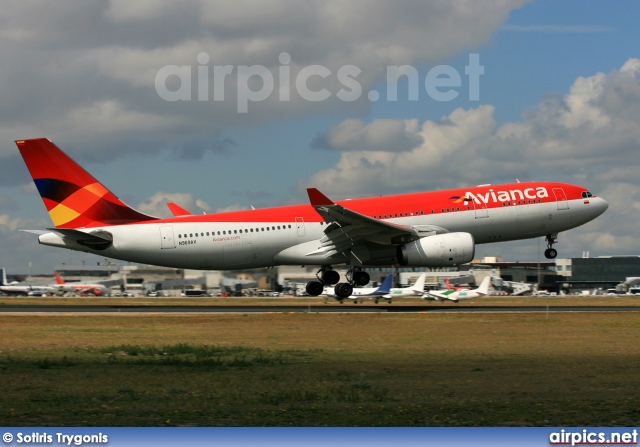 N969AV, Airbus A330-200, Avianca