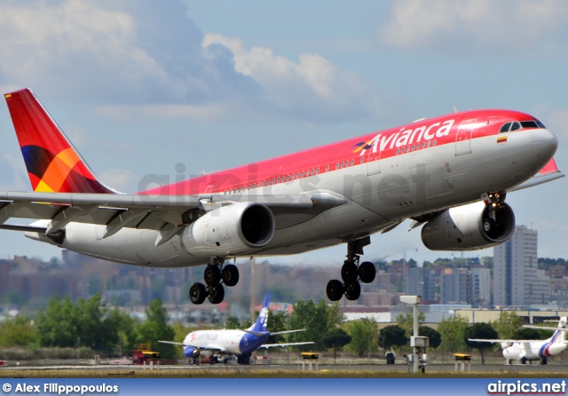 N969AV, Airbus A330-200, Avianca