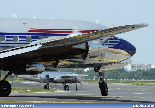 N996DM, Douglas DC-6-B, Flying Bulls