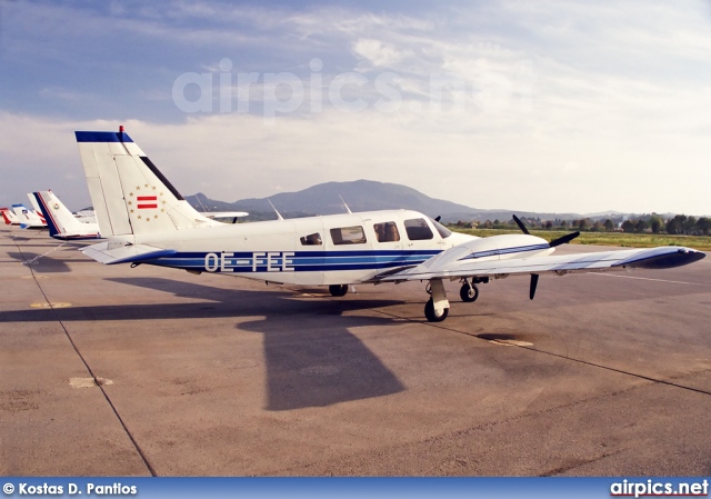 OE-FEE, Piper PA-34-220T Seneca III, Private