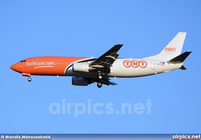 OE-IBW, Boeing 737-400SF, TNT Airways