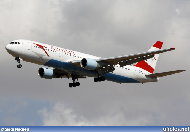 OE-LAW, Boeing 767-300ER, Austrian