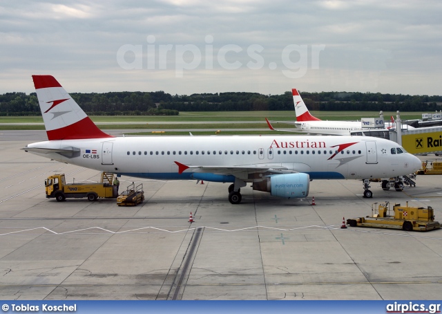 OE-LBS, Airbus A320-200, Austrian