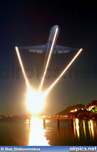 OE-LFI, Fokker 70, Austrian Arrows (Tyrolean Airways)