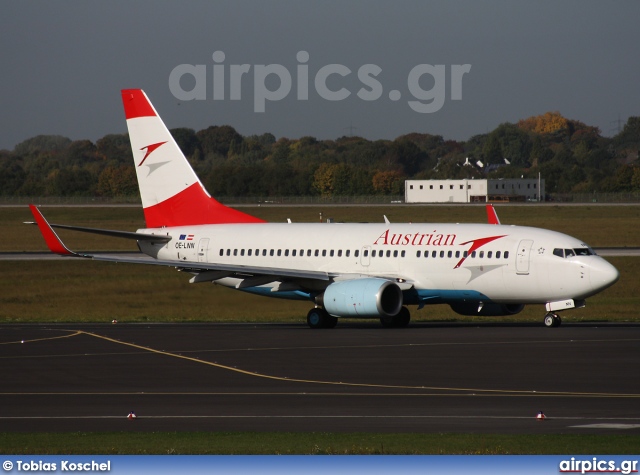 OE-LNN, Boeing 737-700, Austrian