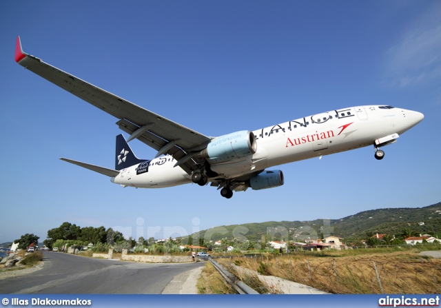 OE-LNT, Boeing 737-800, Austrian