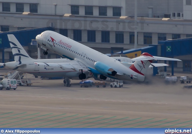 OE-LVE, Fokker F100, Austrian Arrows (Tyrolean Airways)