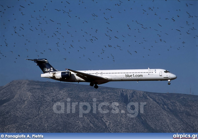 OH-BLC, McDonnell Douglas MD-90-30, Blue1