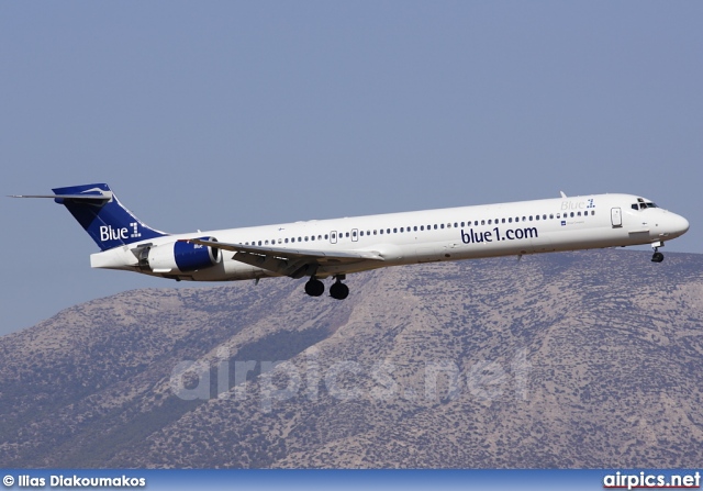 OH-BLD, McDonnell Douglas MD-90-30, Blue1