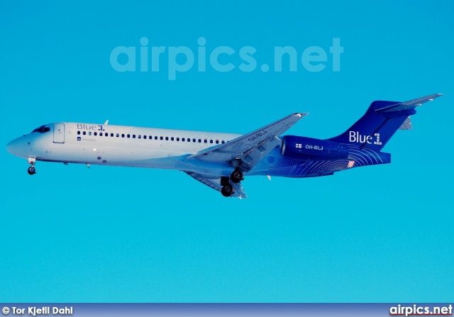 OH-BLJ, Boeing 717-200, Blue1