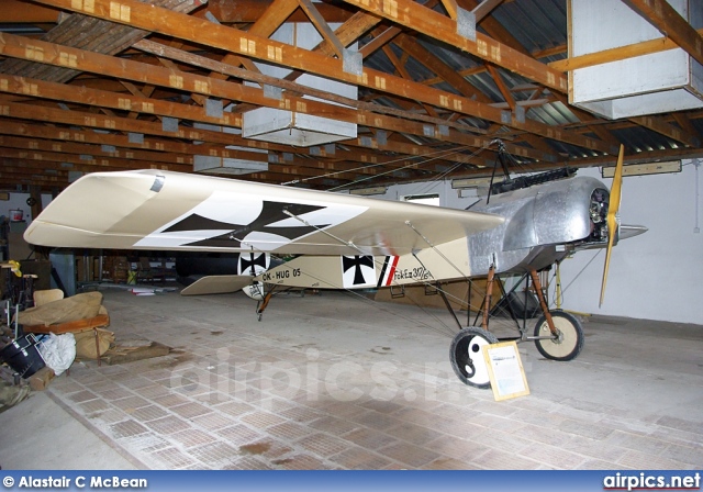 OK-HUG-05, Replica Fokker E.III, Private