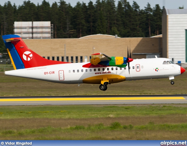 OY-CIR, ATR 42-300, Danish Air Transport