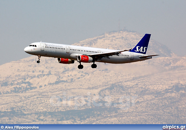 OY-KBL, Airbus A321-200, Scandinavian Airlines System (SAS)