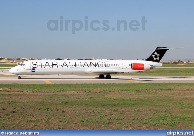 OY-KHE, McDonnell Douglas MD-82, Scandinavian Airlines System (SAS)
